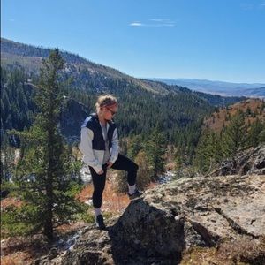 Meet your Posher, Kendra